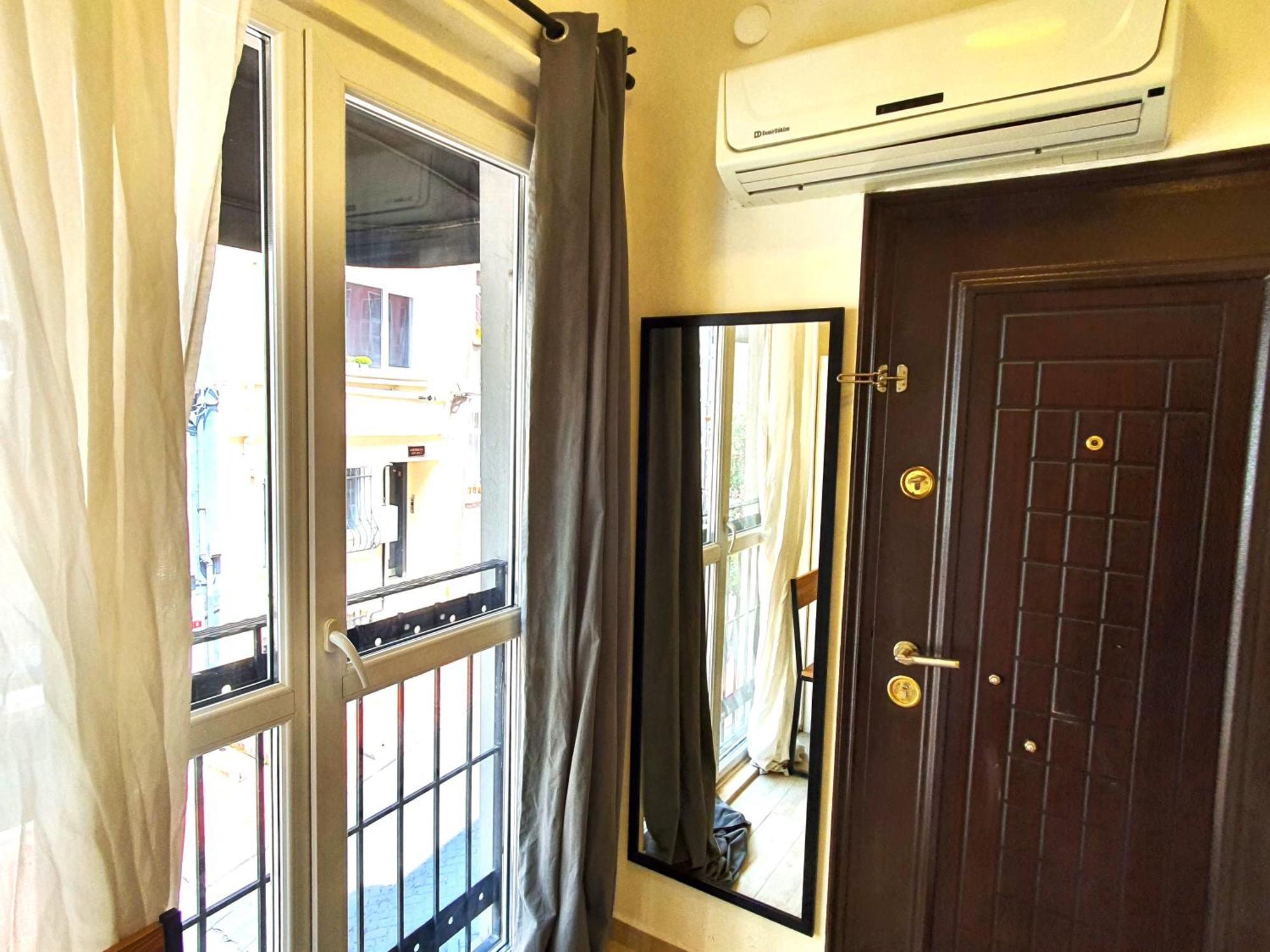 Luxury Suites In Cihangir The Best Part Of Taksim City Center อิสตันบูล ภายนอก รูปภาพ